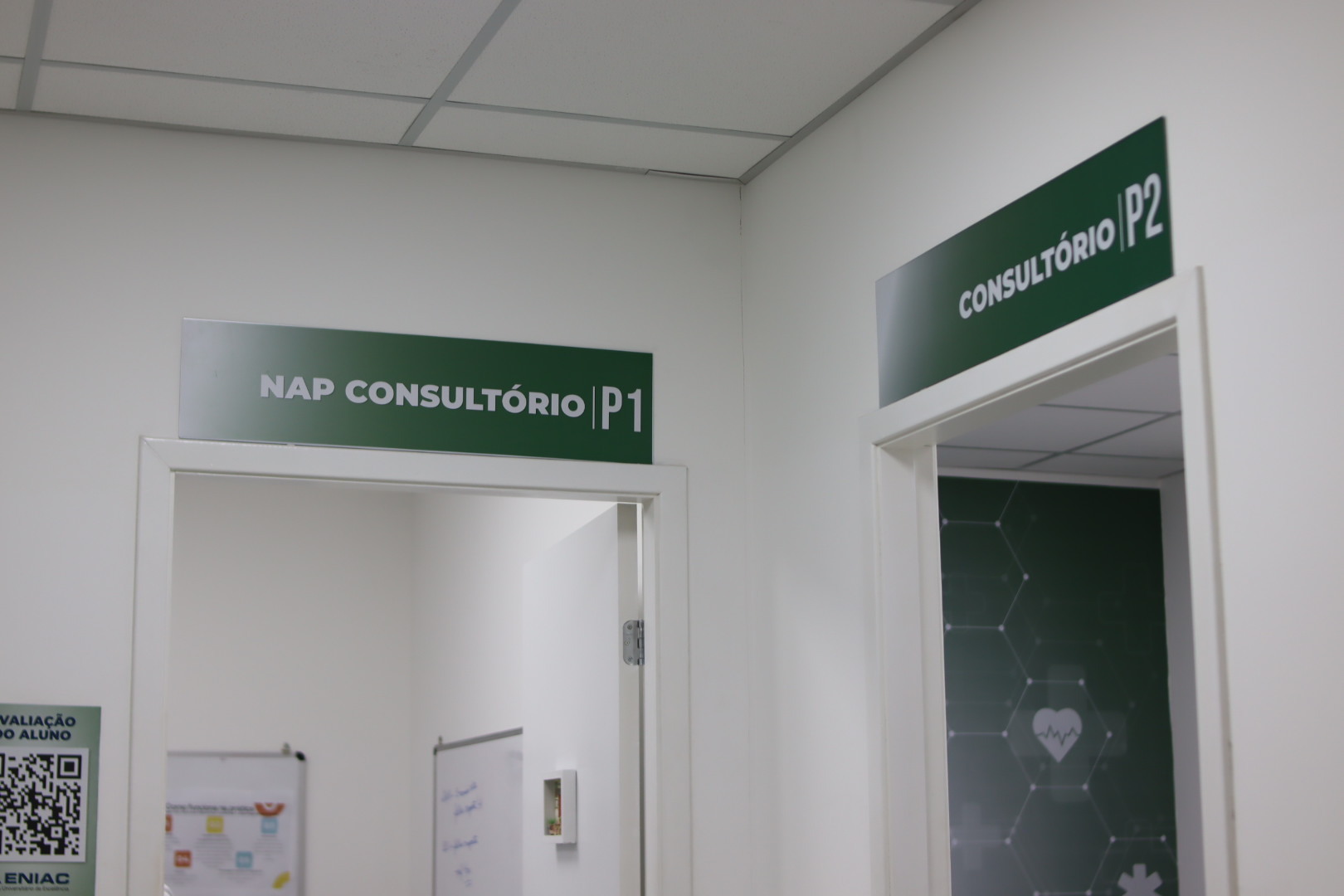 Corredor dos consultórios P1 e P2 do ENIAC